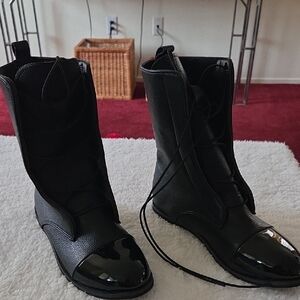 Elegant Black Lace-Up Women's Boots